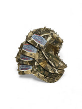 Load image into Gallery viewer, Camo spike SnapBack LA
