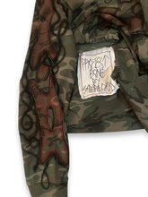 Load image into Gallery viewer, Bone sweater xl
