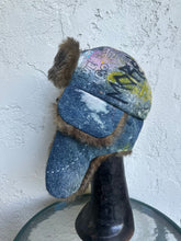 Load image into Gallery viewer, 1 of 1 trapper
