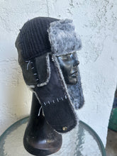 Load image into Gallery viewer, 1 of 1 trapper
