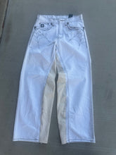 Load image into Gallery viewer, 1/1 Web on white jeans 32-32
