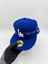 Load image into Gallery viewer, Barb wire la
